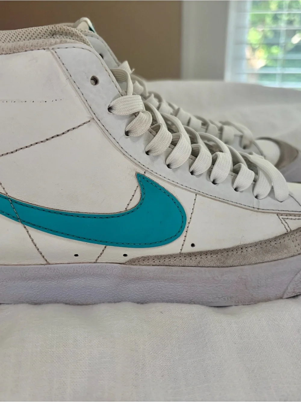 Nike White High-Top Blazer 77